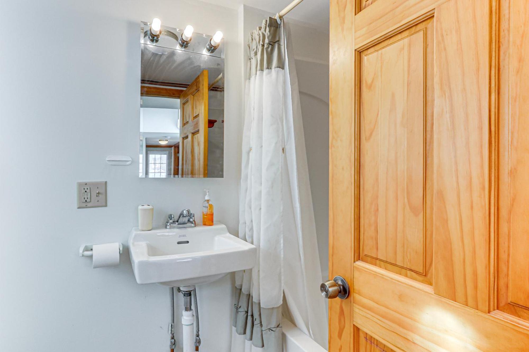 Charming Old Lyme Cottage, Steps To Private Beach! Bagian luar foto